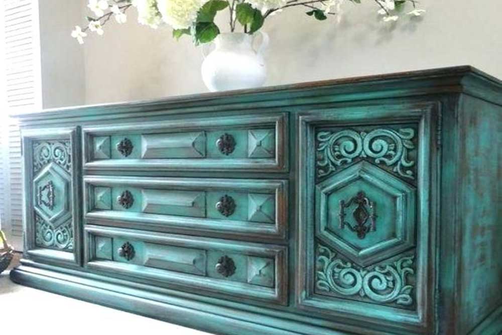 Antique-Items-to-Give-Your-Home-Extra-Class